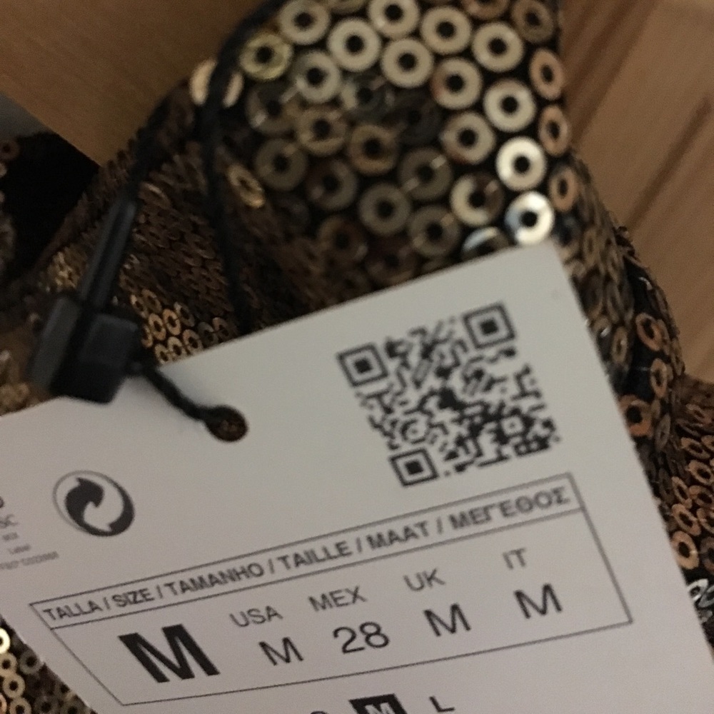 Bnwt Zara leopard sequin mini  Size m